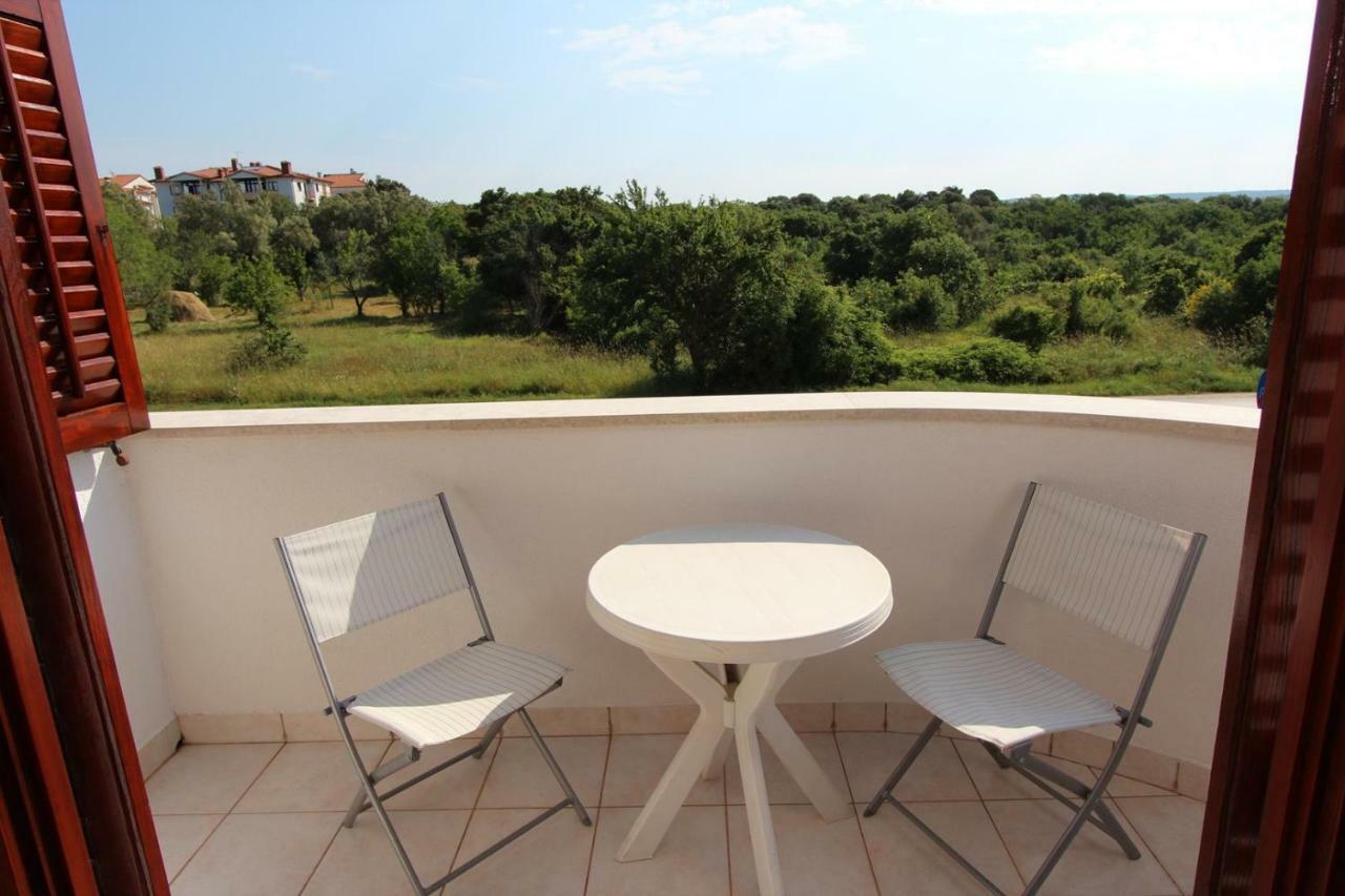 Rooms And Apartment Luana Rovinj Exterior foto