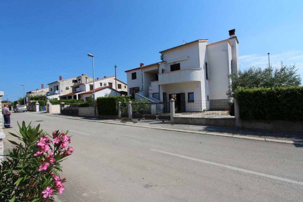 Rooms And Apartment Luana Rovinj Exterior foto